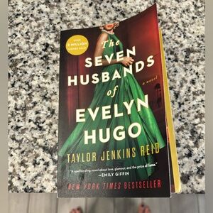The Seven Husbands of Evelyn Hugo